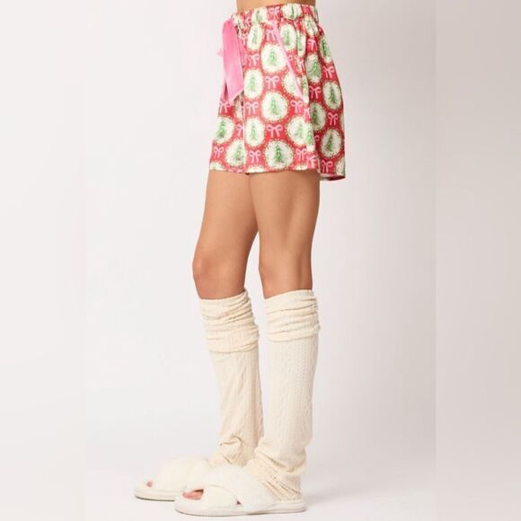 902. SATIN CHRISTMAS TREE AND BOW PJS - Picture 8 of 11